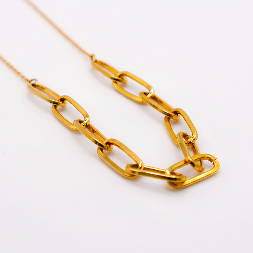 Golden Elegance Chain Necklace – Timeless Jewelry